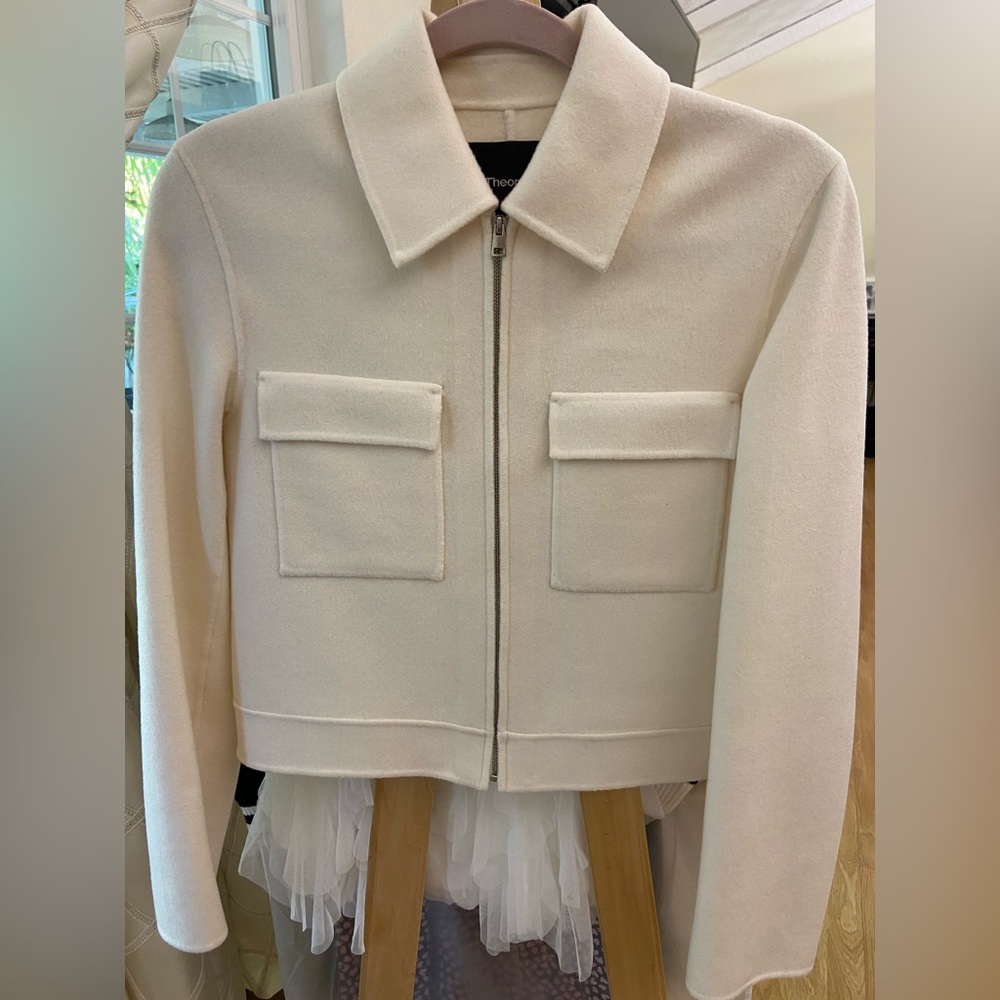 Theory Ivory Flap Pocket Wool Jacket Size Petite
